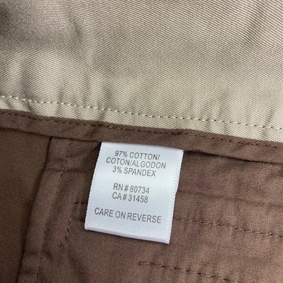 BCBG tri-color pleated shorts - Picture 5 of 5